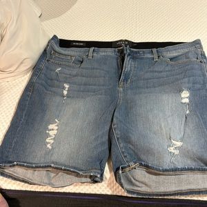 Torrid shorts. 8 inch